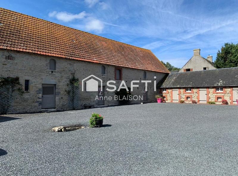 Maison - 252 m² - 12 pièces