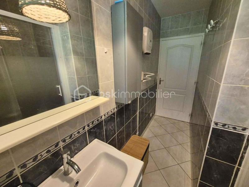 Maison - 137 m² - 4 pièces