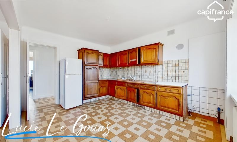 Maison - 111 m² - 4 pièces