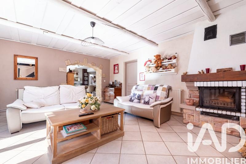 Maison - 329 m² - 16 pièces