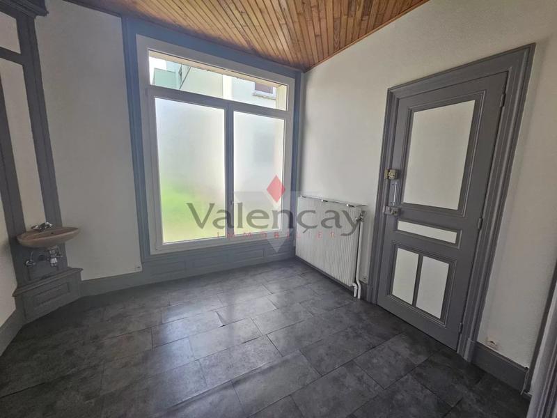 Appartement - 115 m² - 7 pièces