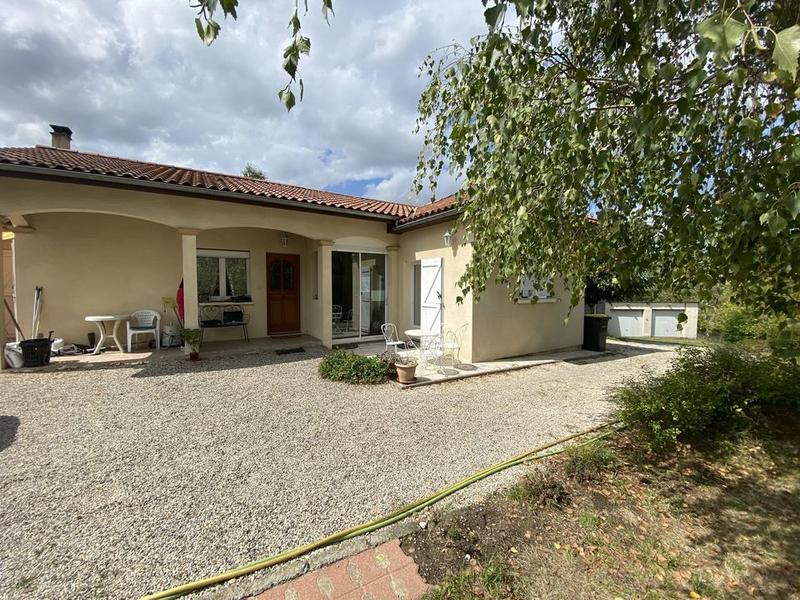 Maison - 198 m² - 8 pièces