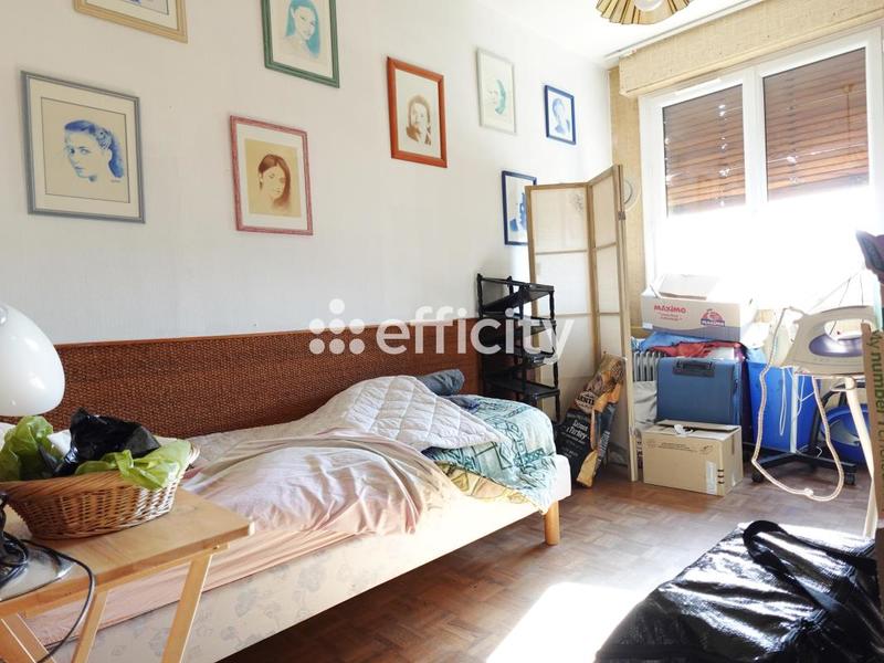 Appartement - 80 m² - 4 pièces