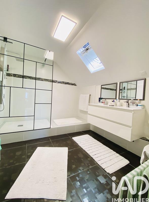 Duplex - 117 m² - 4 pièces