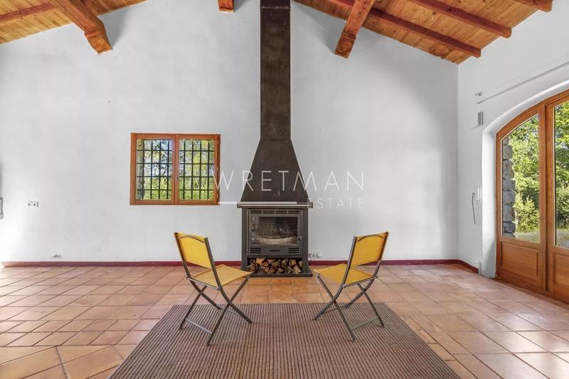 Propriété - 340 m² - 9 pièces