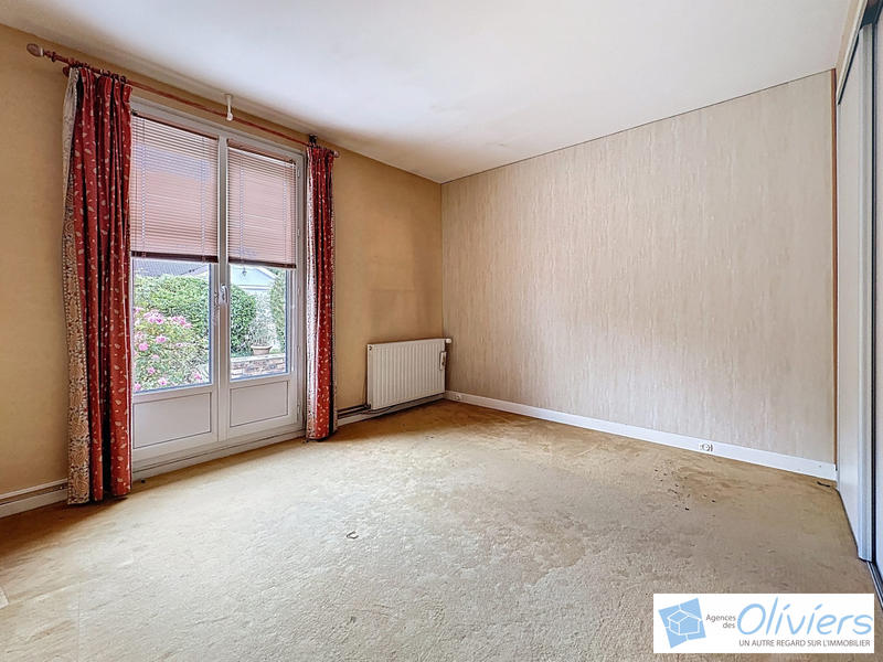 Maison - 181 m² - 8 pièces