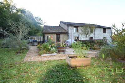 Maison - 240 m² - 13 pièces