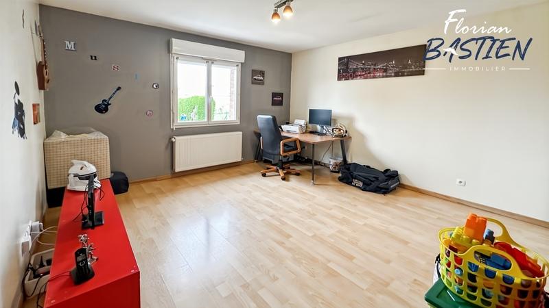 Maison - 181 m² - 8 pièces