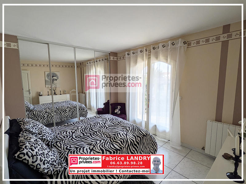 Villa - 136 m² - 6 pièces