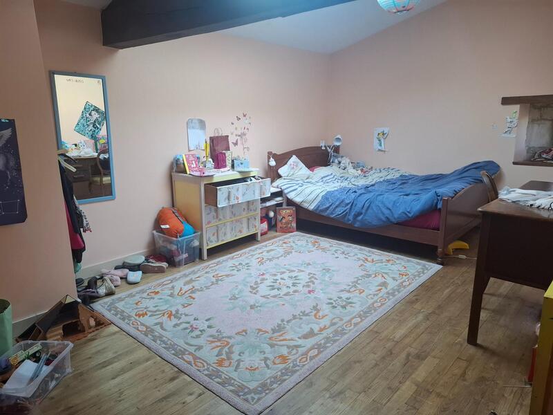 Maison - 216 m² - 7 pièces