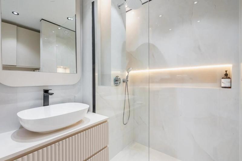 Appartement - 98 m² - 5 pièces