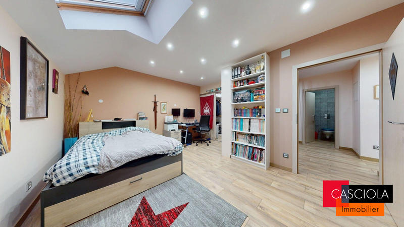 Maison ancienne - 212 m² - 7 pièces