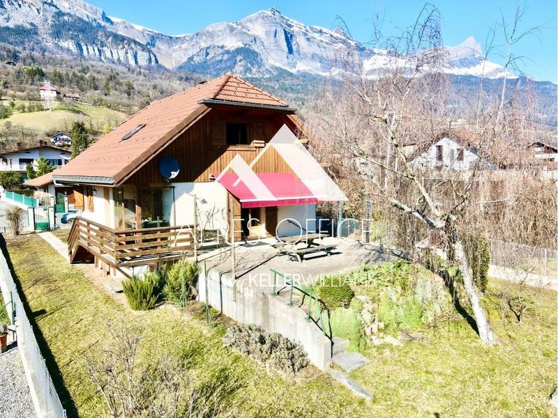 Châlet - 157 m² - 4 pièces