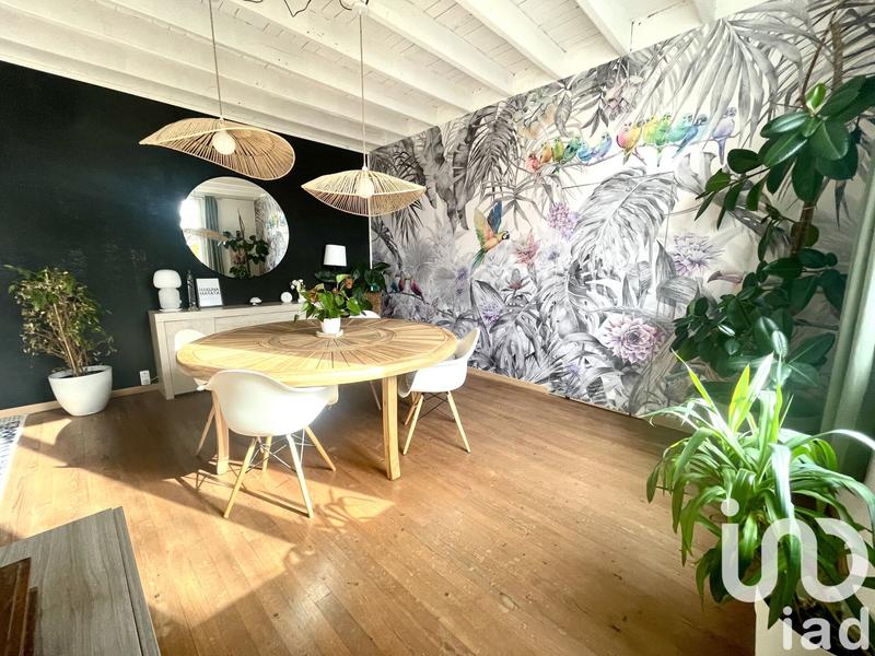 Maison - 248 m² - 10 pièces