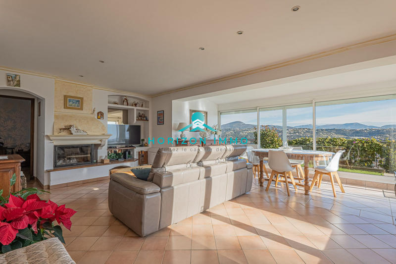 Villa - 136 m² - 6 pièces