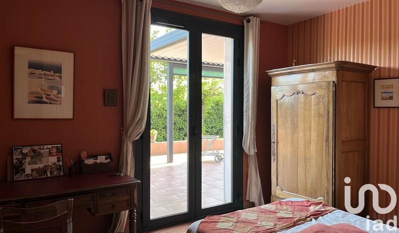 Maison - 240 m² - 6 pièces