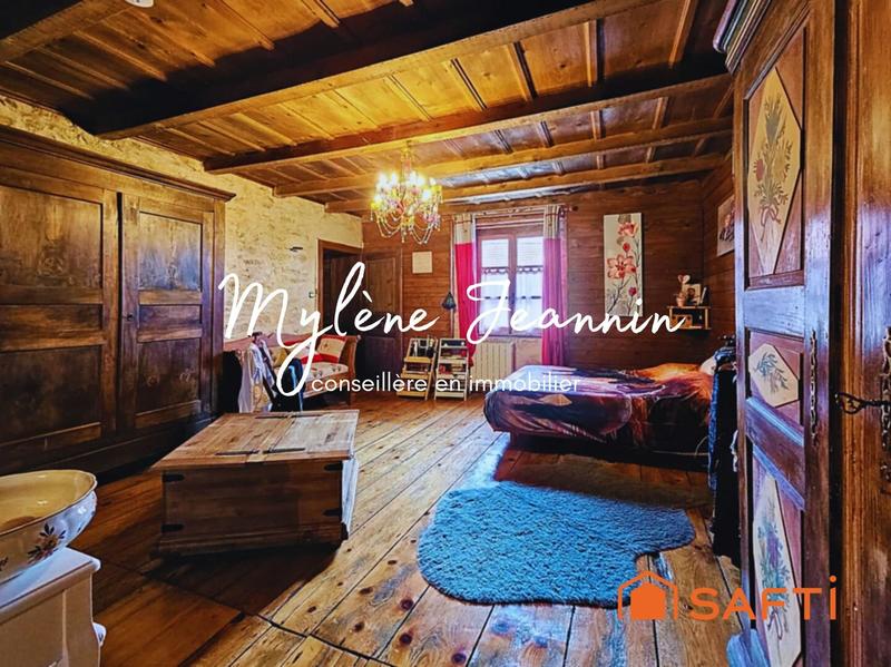 Maison - 238 m² - 7 pièces