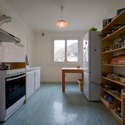 Appartement - 89 m² - 4 pièces