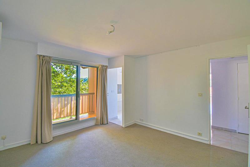 Appartement - 125 m² - 5 pièces