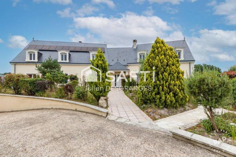 Maison - 355 m² - 15 pièces