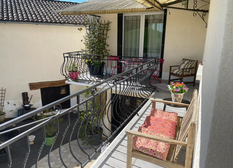 Maison de village - 220 m² - 8 pièces