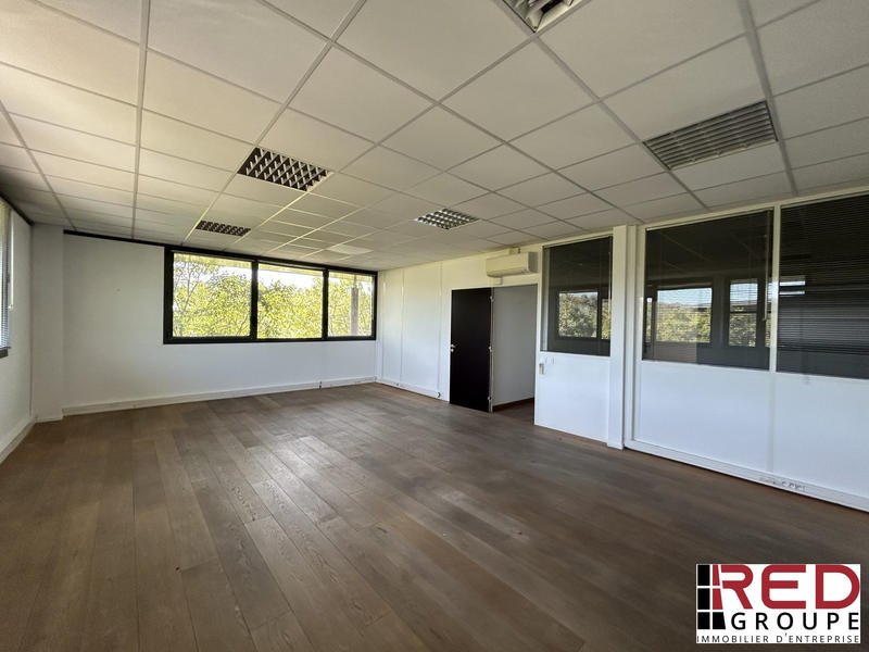 Bureau - 121 m²
