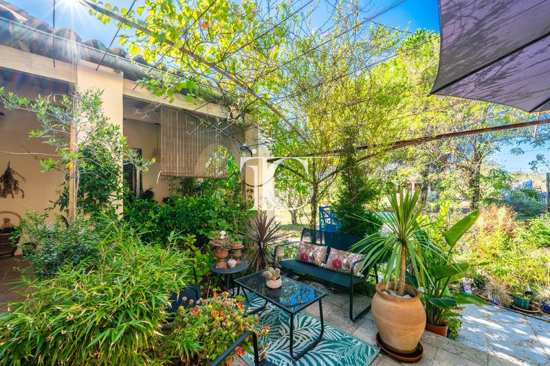 Maison - 159 m² - 6 pièces