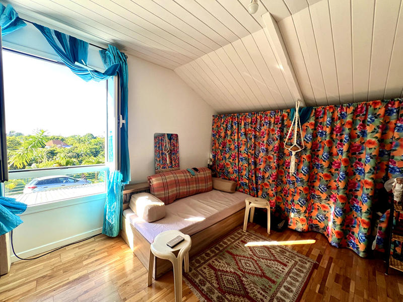 Maison - 96 m² - 4 pièces