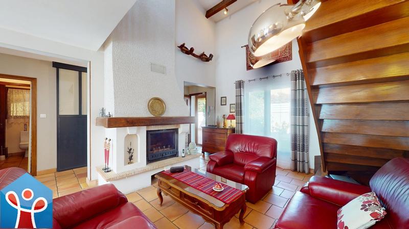 Maison - 111 m² - 5 pièces