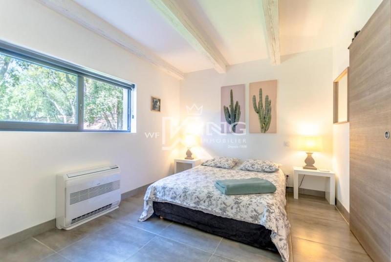 Appartement - 200 m² - 7 pièces