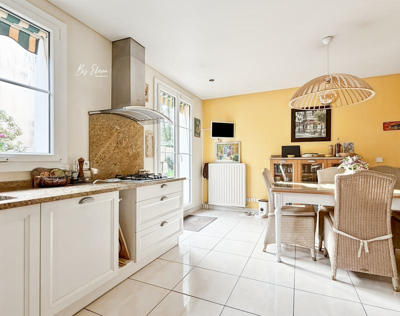 Villa - 189 m² - 7 pièces