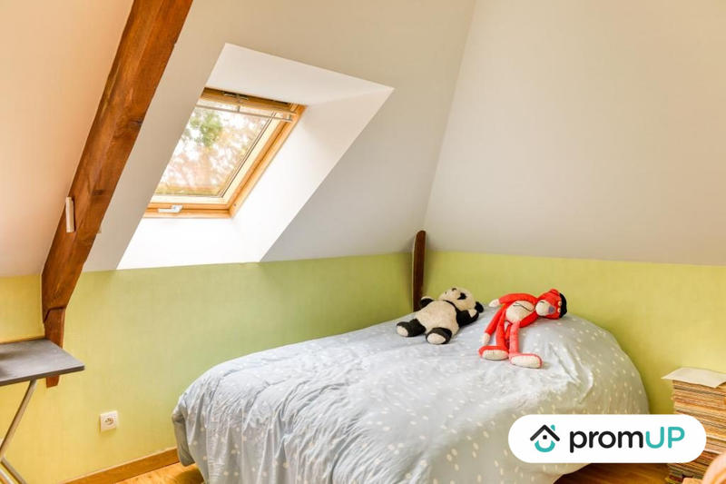 Maison traditionnelle - 145 m² - 5 pièces