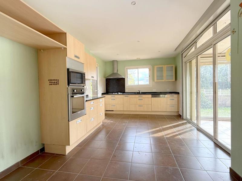 Villa - 183 m² - 5 pièces