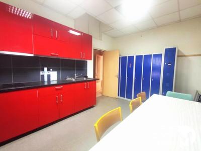 Local commercial - 170 m² - 4 pièces