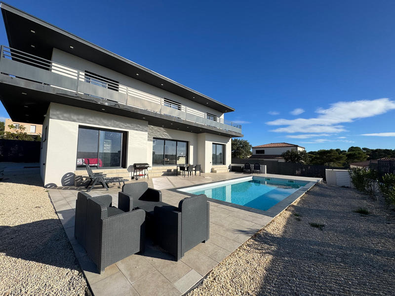 Maison - 190 m² - 6 pièces