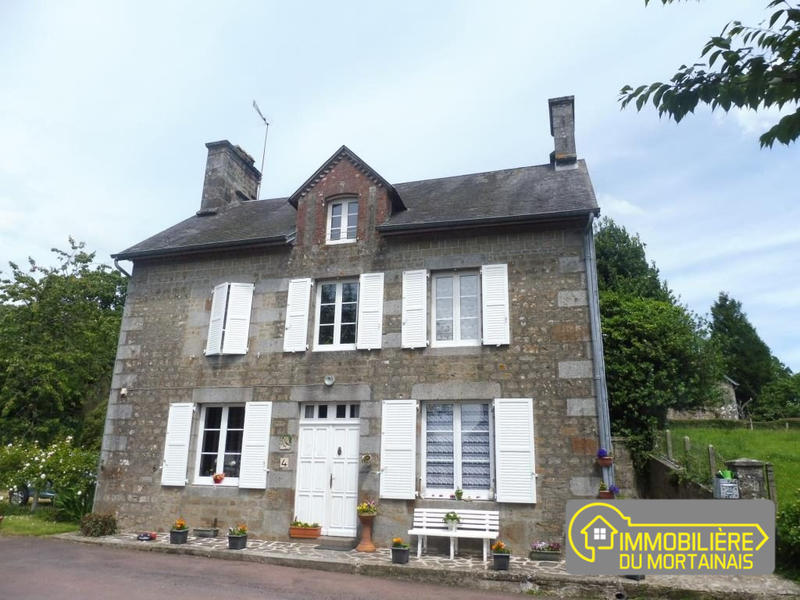 Maison - 94 m² - 5 pièces