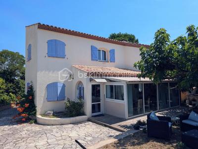 Pavillon - 190 m² - 6 pièces