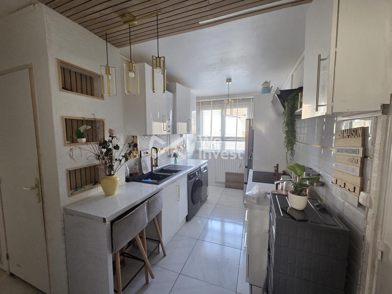 Appartement - 67 m² - 4 pièces