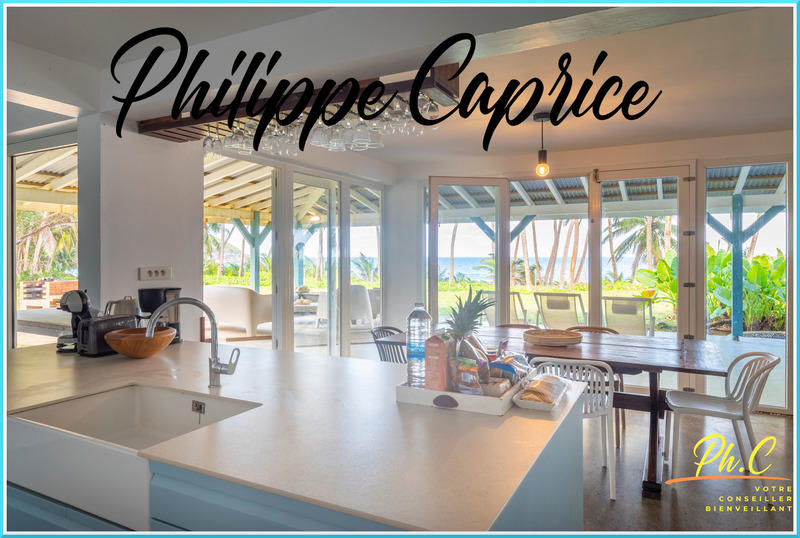 Maison - 327 m² - 7 pièces