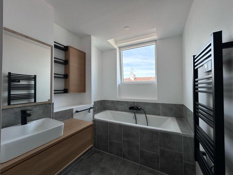 Maison bourgeoise - 201 m² - 5 pièces