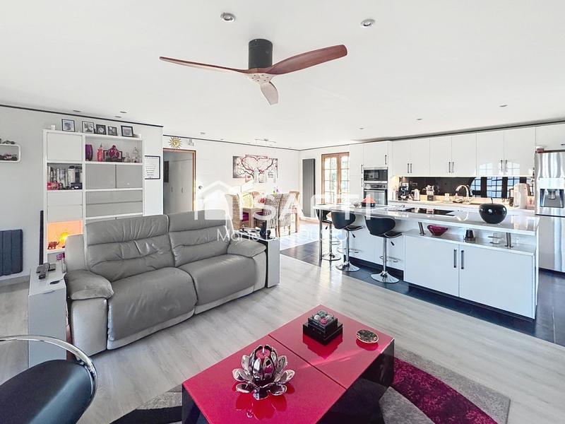 Maison - 105 m² - 5 pièces