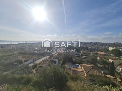 Maison - 90 m² - 3 pièces