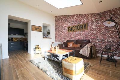 Maison - 100 m² - 6 pièces