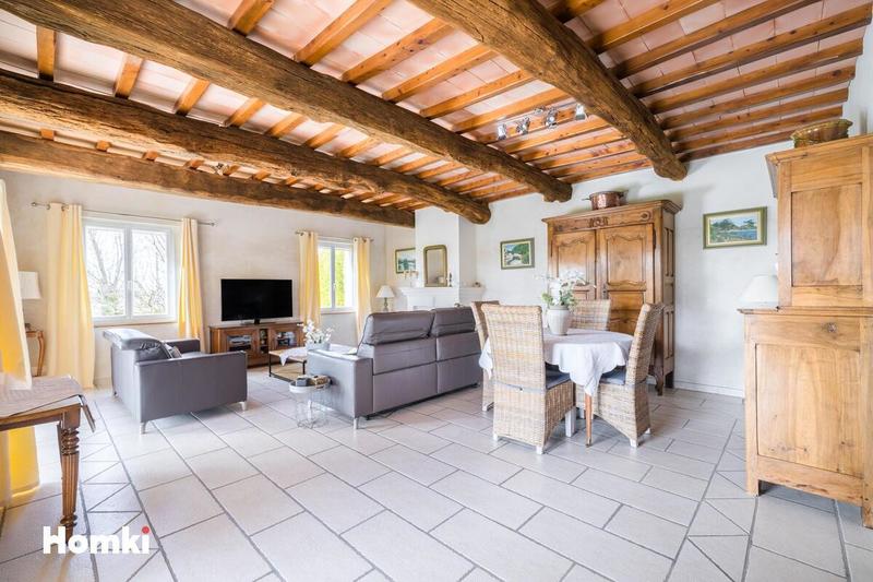 Maison - 142 m² - 7 pièces