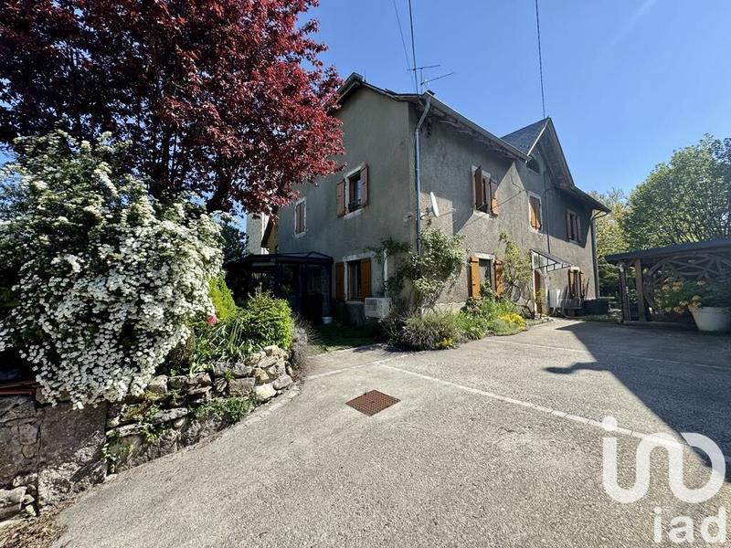 Maison de campagne - 211 m² - 9 pièces