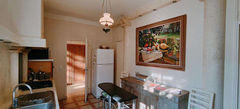 Maison - 280 m² - 8 pièces