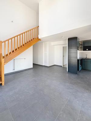 Duplex - 90 m² - 4 pièces