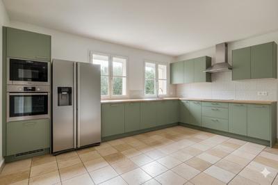 Maison - 199 m² - 6 pièces