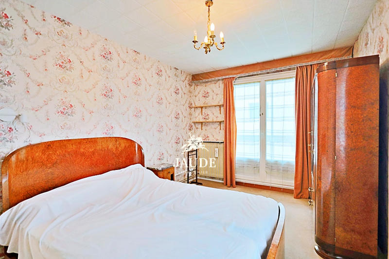 Appartement - 98 m² - 5 pièces