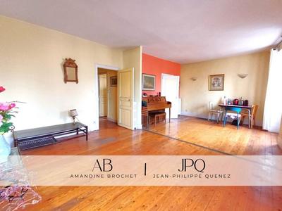 Maison - 200 m² - 7 pièces